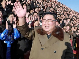 B КНДР уволили личного фотографа Ким Чен Ына. Он снимал главу страны слишком близко