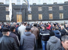 В здании Верховной Рады шахтеры требуют пересмотра размера индексации "регрессных" выплат