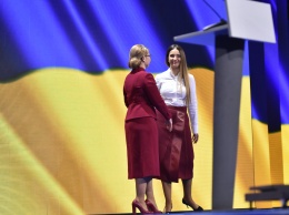 СМИ: Юлия Тимошенко снова станет бабушкой