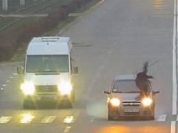 ДТП в Днепре: автомобиль сбил женщину на "зебре"