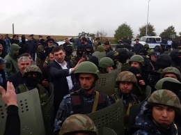 Майдан начался в России: происходят жесткие столкновения людей с полицией, первые подробности
