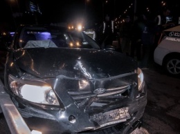 Пьяный водитель "отрывался" от полиции и протаранил Mercedes (видео)