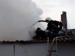 В Николаеве на Новозаводской тушили большой пожар