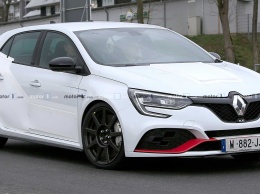 Renault Megane RS Trophy-R готовится к рекорду