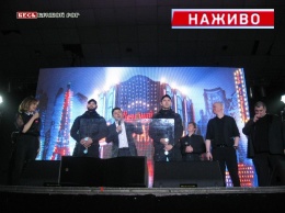 Студия «Квартал 95» и Владимир ЗЕЛЕНСКИЙ дали 27 марта в Кривом Роге сразу 2 концерта (видео)