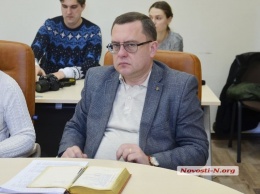 В Николаеве за вице-мэром «охотились люди в белом»