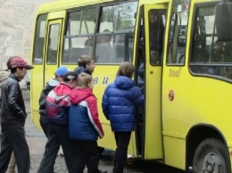 ''Плати или выходи!'' Во Львове водитель выкинул плачущего ребенка из автобуса