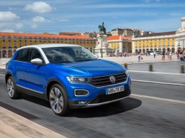 Самым продаваемым кроссовером Европы стал Volkswagen T-Roc