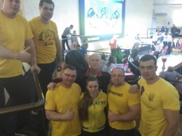 Каменские армспортсмены вернулись с чемпионата Украины с медалью и отличными результатами