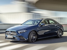 Mercedes-AMG A35 выпустили в формате седана