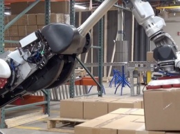 Boston Dynamics продемонстрировала возможности робота-кладовщика