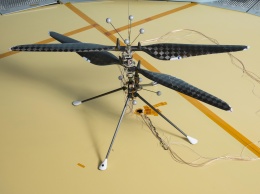 В NASA успешно испытали прототип вертолета для миссии на Марсе
