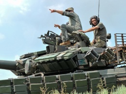 "Хватит пары недель для вторжения в Украину": РФ перебросила группировку из сотен тысяч военных