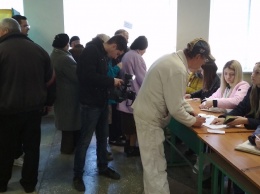 За первые три часа на выборах проголосовали 22% жителей Кривого Рога