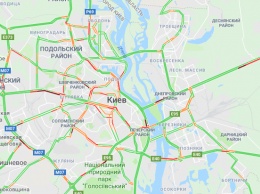 Утром 1 апреля центр Киева сковали пробки