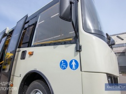 Каменской городской голова посетил завод «Черкасский автобус»