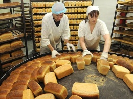 Глава сибирского хлебозавода предложил увеличить цену хлеба до 80 рублей