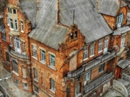 В сети появились уникальные кадры запорожского замка с высоты (ФОТО)