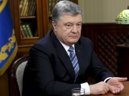 Штаб Порошенко позвал Зеленского на медосмотр