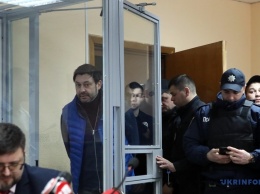 В Подольском суде Киева начали рассматривать дело журналиста Вышинского
