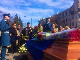 В Харькове простились с волонтером Яной Червоной, погибшей на Донбассе