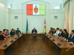 Одесские чиновники поделились своим опытом с членами Молодежного совета Харькова