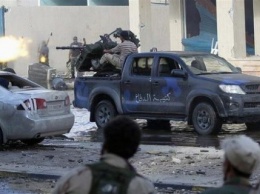 Силы генерала Хафтара захватили аэропорт у Триполи