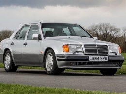 Легендарный «Мистер Бин» выставил на аукцион свой Mercedes-Benz