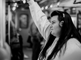 Рэперша Alyona Alyona представила свой дебютный альбом "Пушка"