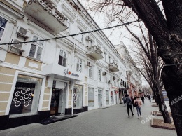 Крупнейший в Украине магазин glo™ studio готовит одесситам незабываемые подарки