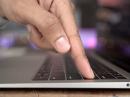 Apple велит сотрудникам скрывать от пользователей проблемы с клавиатурами MacBook Air и Pro