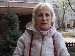 Мать Зеленского заявила, что Порошенко "уничтожает" ее сына