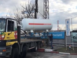 В Украинке на Киевщине после обыска демонтировали газовую заправку (фото)