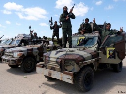 Нефть, беженцы, ЧВК Вагнера: что нужно знать о кризисе в Ливии