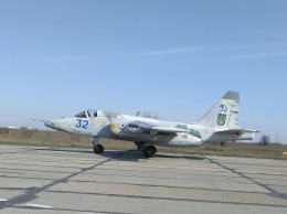 Украинские военные получили мощный самолет-штурмовик