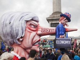 Продолжительная отсрочка Brexit выгодна всем - FT