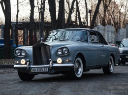 Фото уникальнейшего Rolls-Royce Silver Cloud в Украине