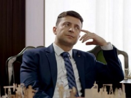 "Надо просто прийти и пописать": в штабе Порошенко мотивируют Зеленского, как могут