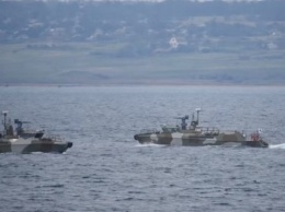 РФ пригрозила Киеву "войной" из-за прохождения украинских кораблей под Керчью