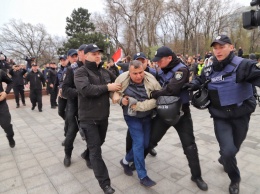 На Аллее славы полиция задержала двух любителей России