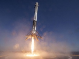 SpaceX повторно перенесла запуск тяжелой ракеты Falcon Heavy