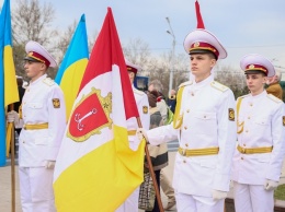 Оркестры под дождем и задержания за георгиевскую ленту: как прошел День освобождения Одессы
