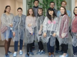 Компания Bauer`s Implants провела экскурсию по предприятию студентов экономического факультета ДНУ (ФОТО)