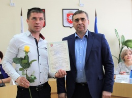 16 крымским сельчанам вручили сертификаты на приобретение и строительство жилья