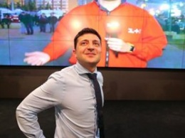 Зеленский предложил провести дебаты с Порошенко по телемосту