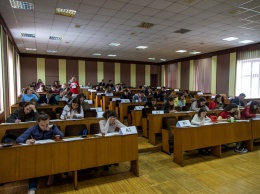 В Одесской строительной академии студенты со всей Украины соревнуются в умении управлять многомиллионными инвестициями