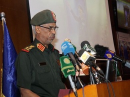 В Судане лидер переворота подал в отставку