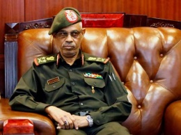 Лидер госпереворота в Судане ушел в отставку