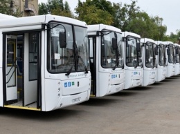 Николаевские автобусы, приобретенные в лизинг: зарплаты водителям около 9 тыс грн, проезд - по 6,5 грн
