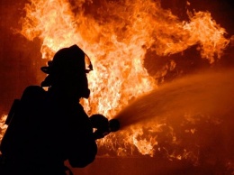 В Днепре горела квартира: на пожаре пострадал мужчина